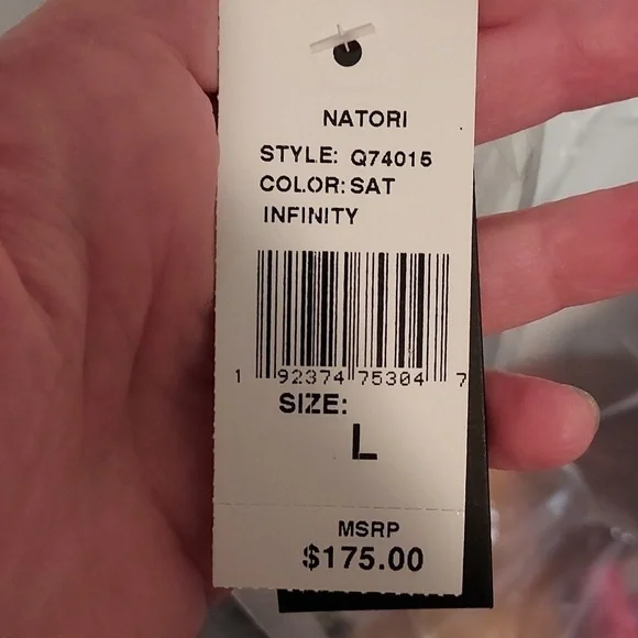 Natori Infinity Robe - Picture 6 of 16